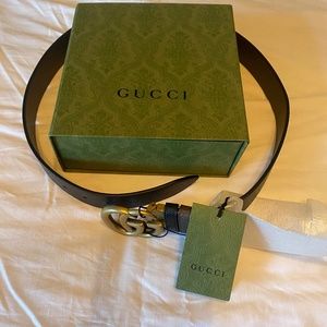 Gucci Men’s Marmont Reversible Belt size 90